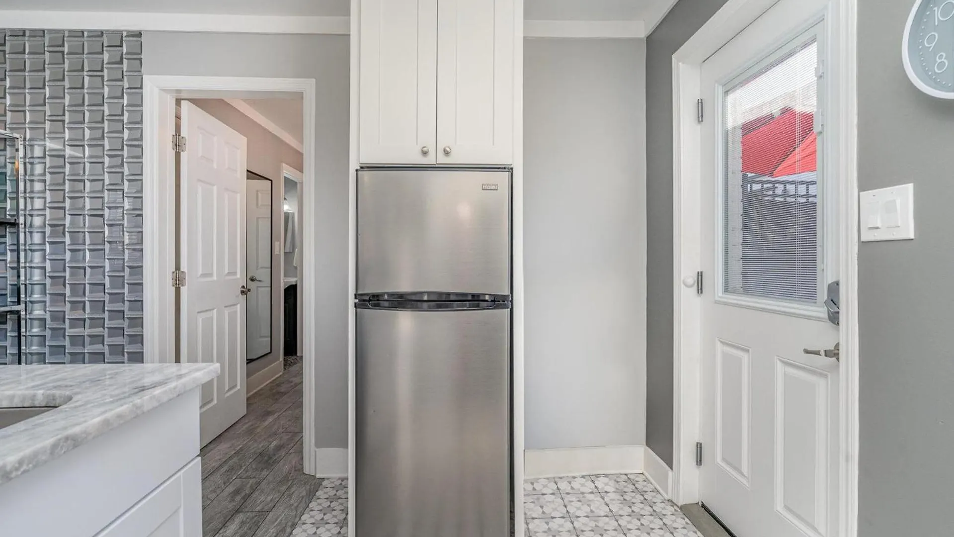 Urban Pearl-2 Bedroom & Private Patio-In Midtown Nashville